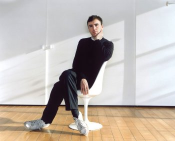 rafsimons-4ceb4dd147dd4bbeae76e22e59674793